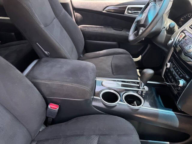 2015 Nissan Pathfinder S