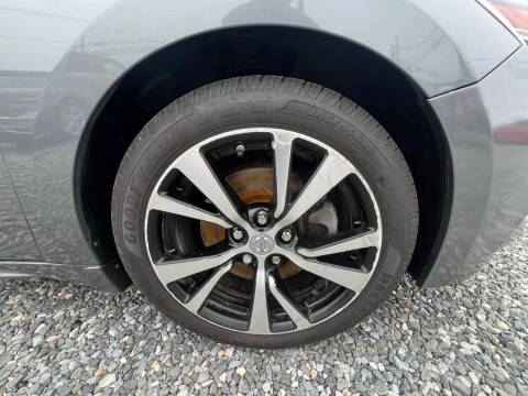 2017 Nissan Maxima