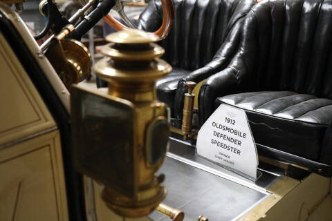 1912 Oldsmobile Defender