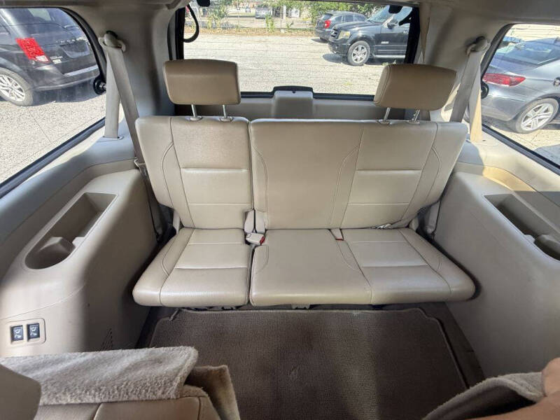 2011 Nissan Armada Platinum