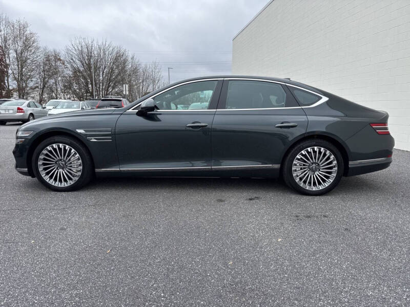 2024 Genesis Electrified G80 Advanced