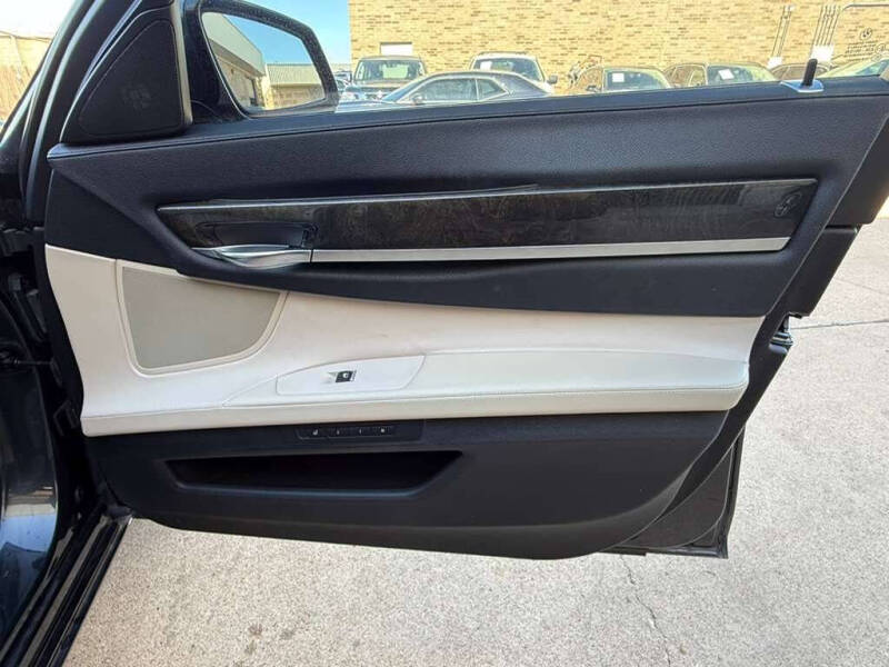 2012 BMW 7 Series 750Li