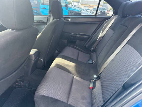 2017 Mitsubishi Lancer LE