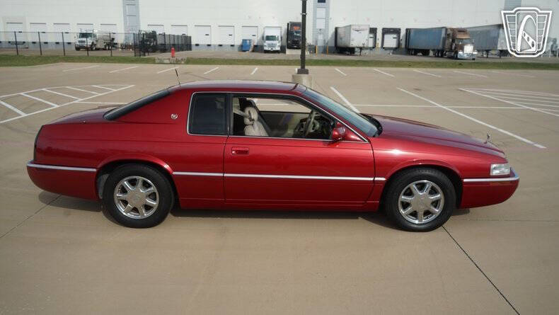 2001 Cadillac Eldorado ESC