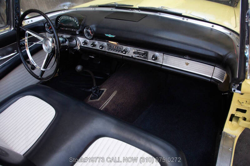 1956 Ford Thunderbird