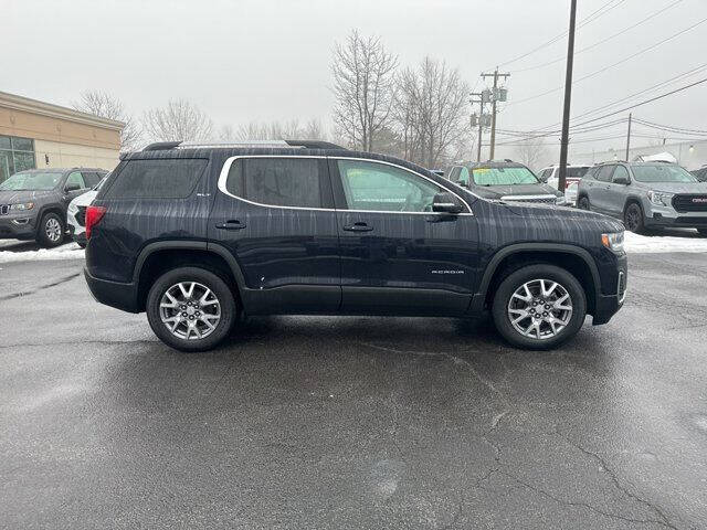 2021 GMC Acadia SLT