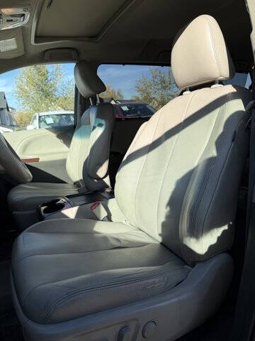 2011 Toyota Sienna