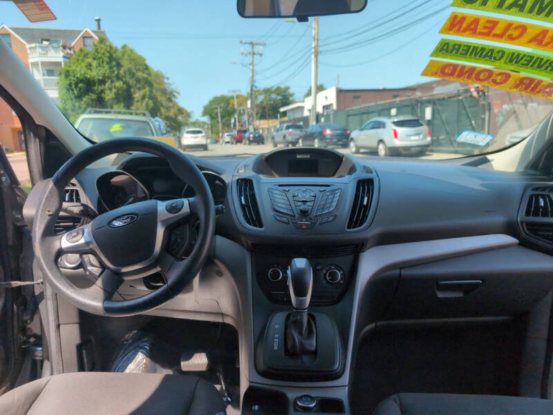 2014 Ford Escape S