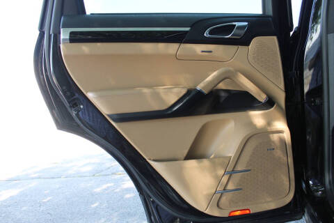 2018 Porsche Cayenne S