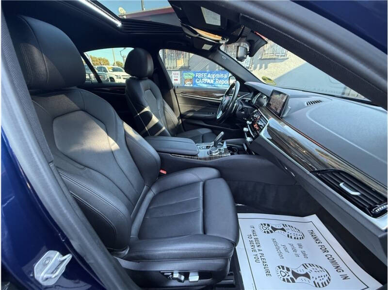 2017 BMW 5 Series 530i