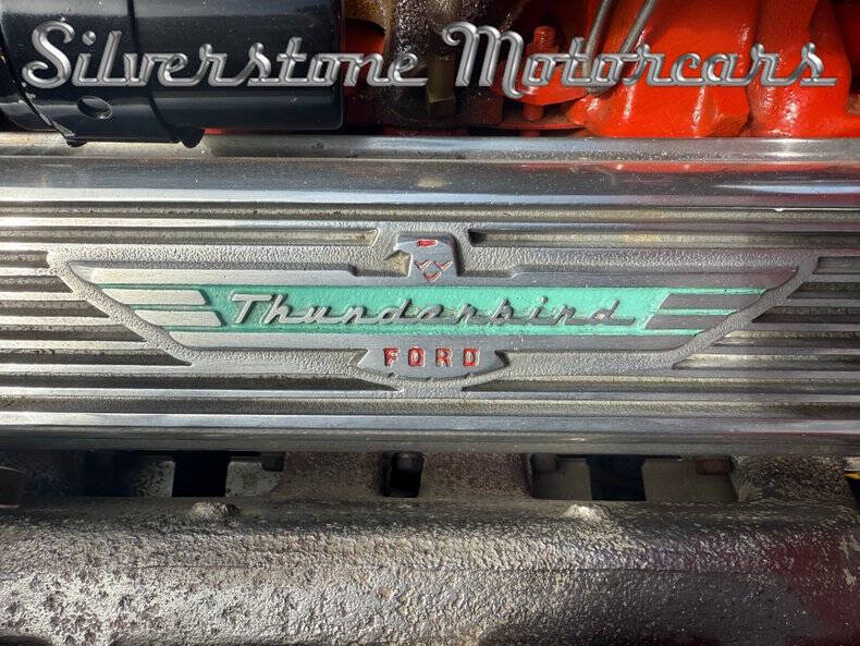 1957 Ford Thunderbird