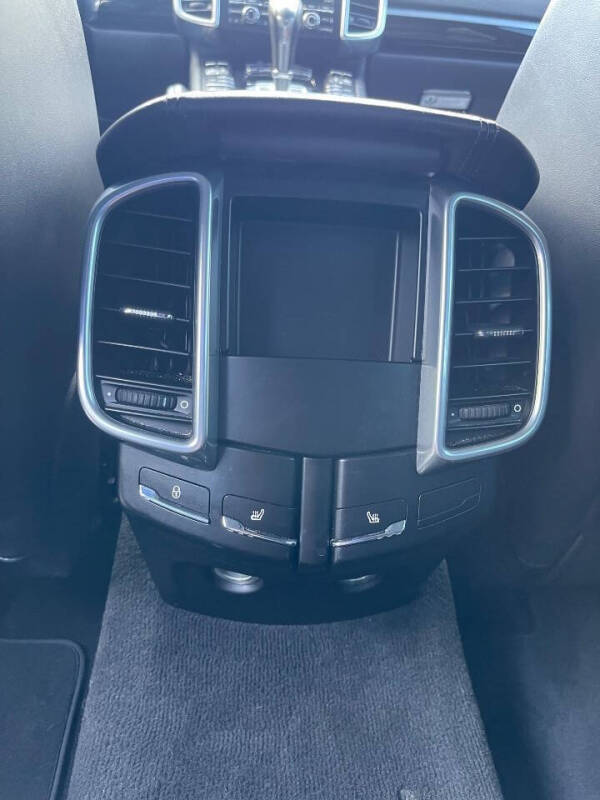 2016 Porsche Cayenne