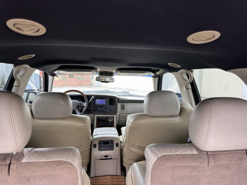 2003 Cadillac Escalade