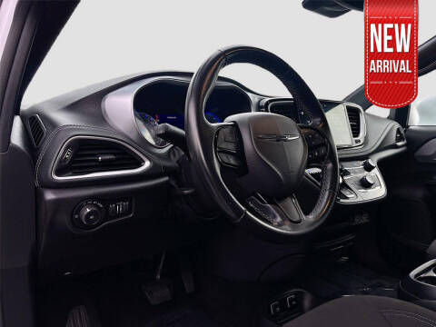 2021 Chrysler Pacifica Touring