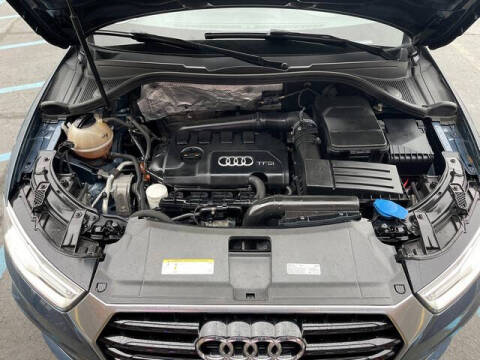 2017 Audi Q3 2.0T quattro Premium Plus