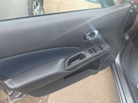 2017 Nissan Versa Note SV