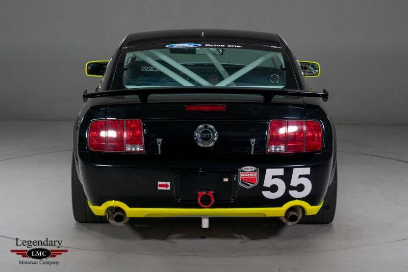 2005 Ford Mustang
