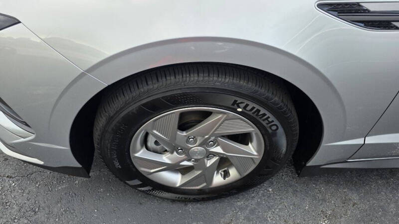 2025 Hyundai Sonata SE