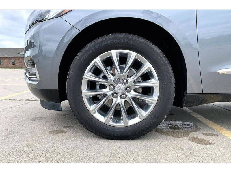 2021 Buick Enclave Essence