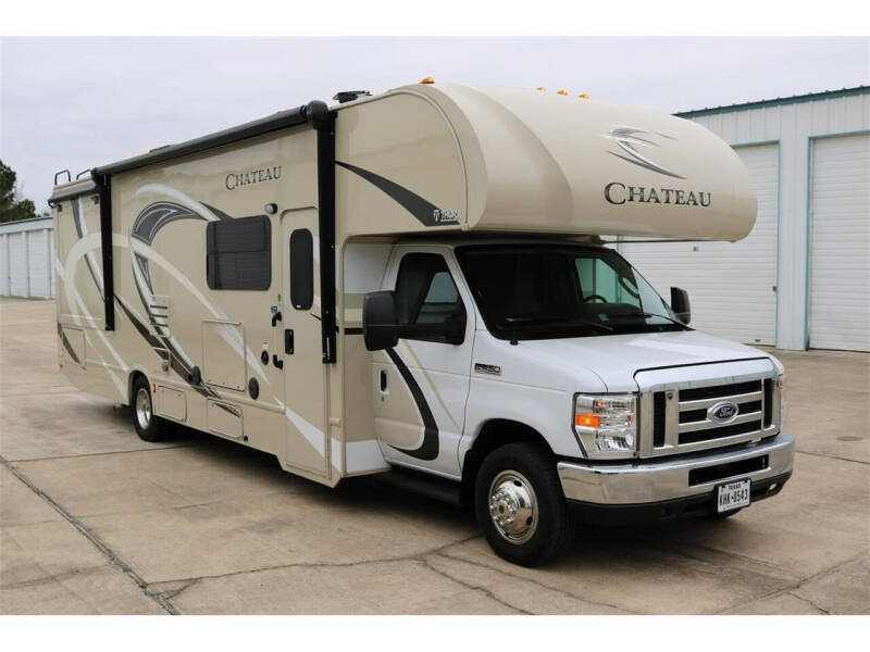 2017 Thor Motor Coach Chateau