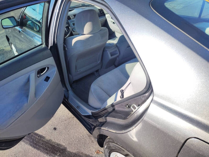 2009 Toyota Camry LE