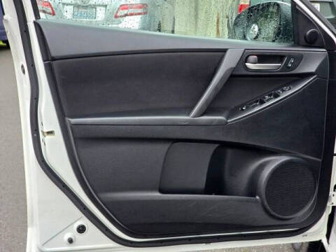 2012 Mazda MAZDA3 i Touring