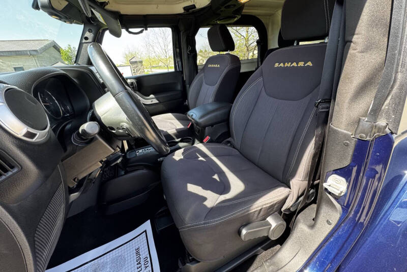 2013 Jeep Wrangler Sahara