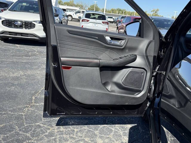 2026 Ford Escape ST-Line