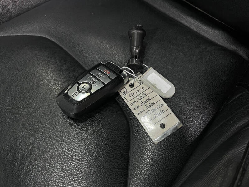 2019 Ford Edge Titanium