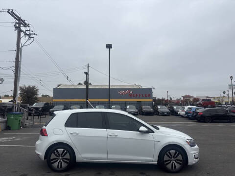 2015 Volkswagen e-Golf SEL Premium