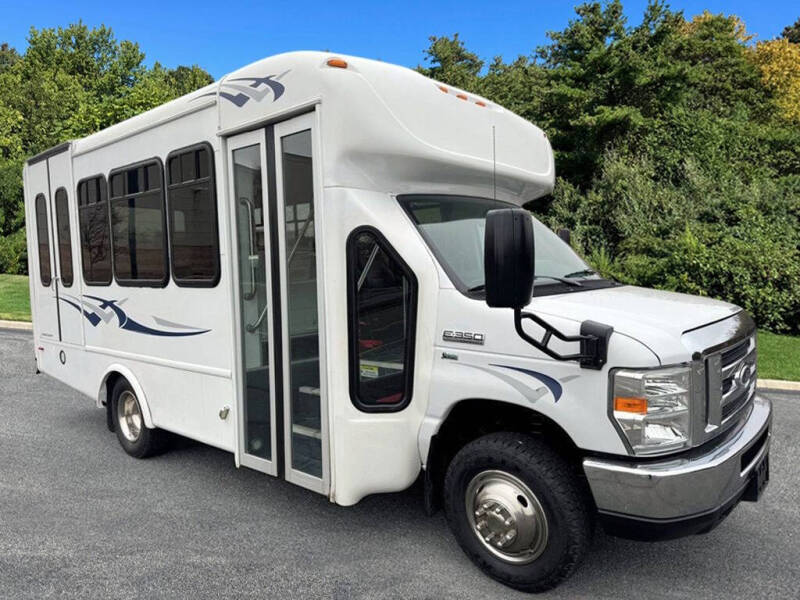 2016 Ford E-350