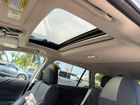 2023 Subaru Outback Touring