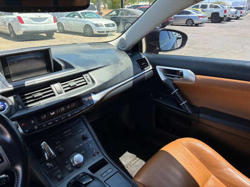 2013 Lexus CT 200h