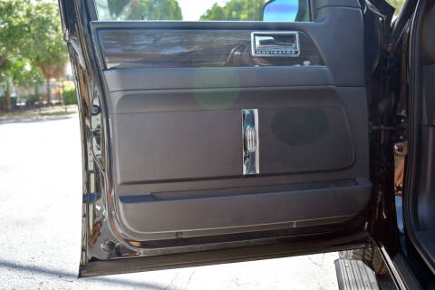 2009 Lincoln Navigator L