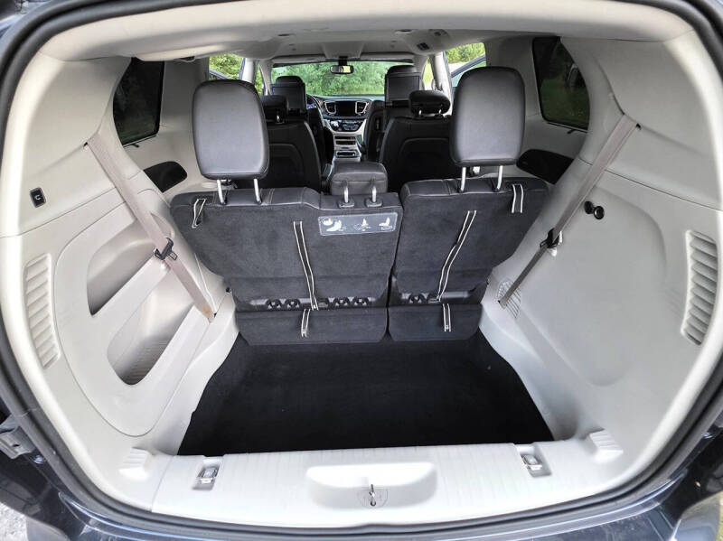 2019 Chrysler Pacifica Touring L Plus