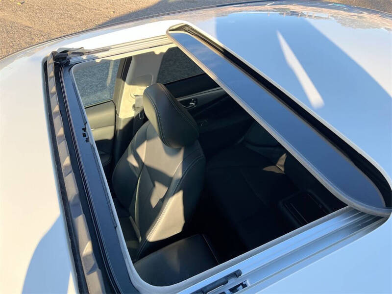 2022 Infiniti Q50 Luxe