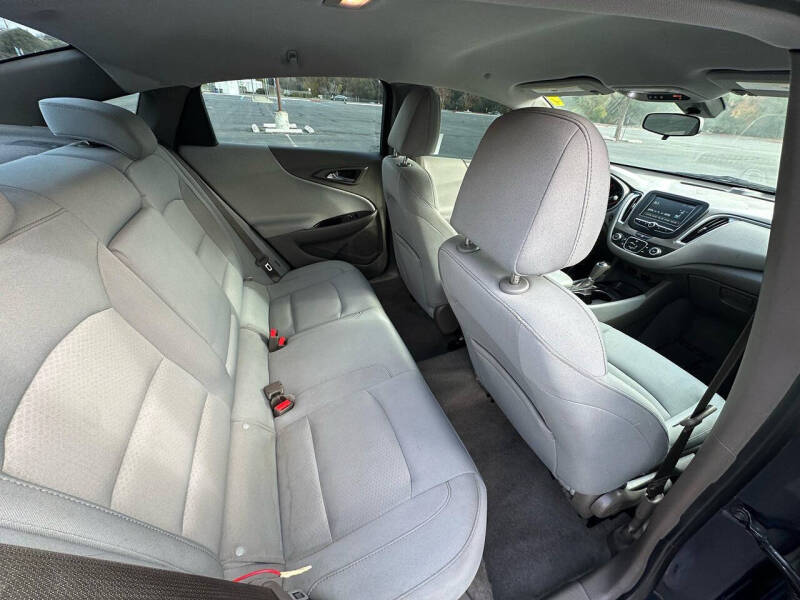 2017 Chevrolet Malibu LS