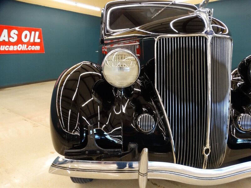 1936 Ford Tudor
