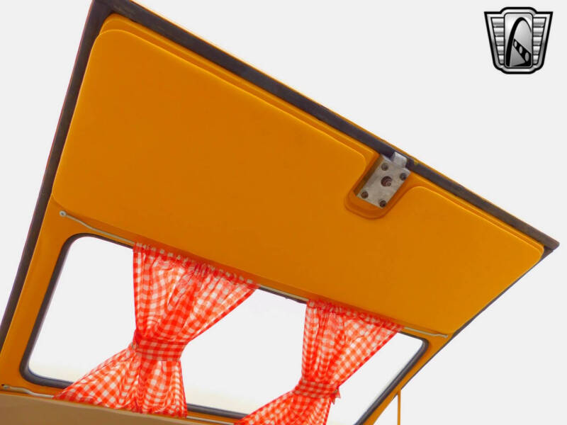 1975 Volkswagen Type 2