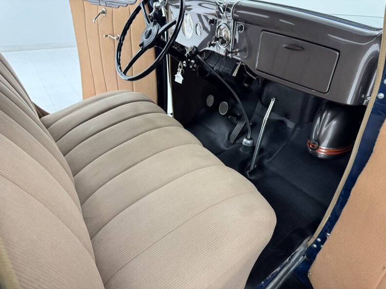 1936 Ford Deluxe