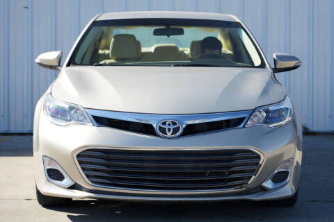 2013 Toyota Avalon XLE