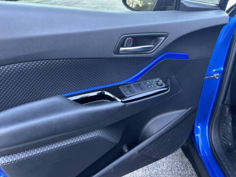 2021 Toyota C-HR XLE