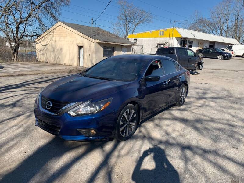 2017 Nissan Altima for sale at Import Auto Connection in Nashville TN