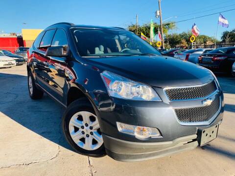 2012 Chevrolet Traverse for sale at SUPER DRIVE MOTORS in Houston TX