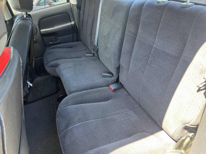 2005 Dodge Ram 1500 SLT