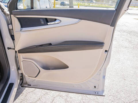 2020 Lincoln Nautilus Standard