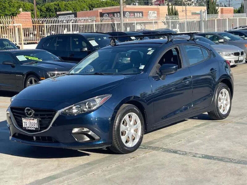 2016 Mazda MAZDA3 i Sport