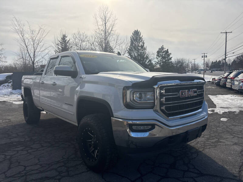 2018 GMC Sierra 1500 SLE's photo
