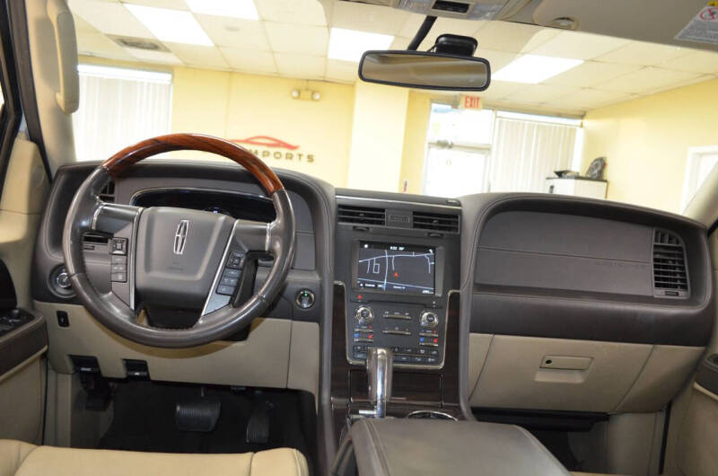 2017 Lincoln Navigator Reserve