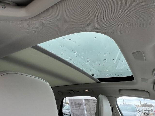 2022 Volvo XC60 B5 Inscription